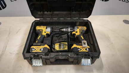 Zdjęcie przedmiotu: DEWALT 18 V ZESTAW COMBO 2-NARZĘDZI