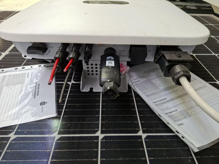 Zdjęcie przedmiotu: Elements of a photovoltaic installation with a capacity of 9.9 kWp