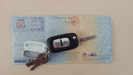 Zdjęcie przedmiotu: RENAULT/CARPOL MASTER FWD 2.3 dCi E6 3.5t L3H1 Pack Clim S&S+E