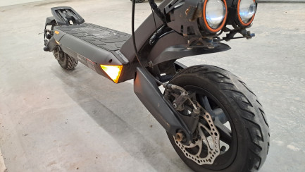 Zdjęcie przedmiotu: Електричний самокат RUPTOR R3 V3 75 км 800 Вт 2 амортизатори 10" Мідний