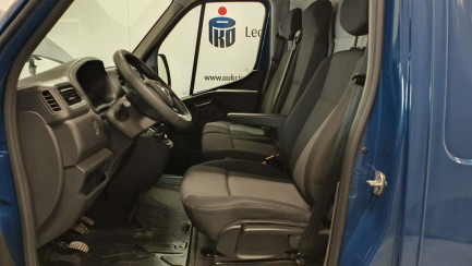Zdjęcie przedmiotu: Renault Master RWD 2.3 dCi E6 3.5t L4H3 Extra S&S+E