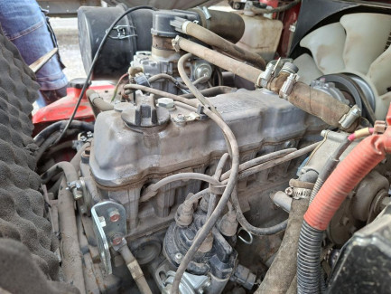 Zdjęcie przedmiotu: Вилочний навантажувач HANGCHA CPQD25N-RW22 + захоплення для трубчастих піноблоків Malik MFMS20D-080A