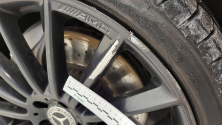 Zdjęcie przedmiotu: Mercedes-Benz E 450 Coupe 4-Matic 9G-TRONIC