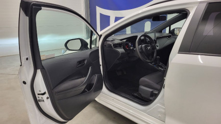 Zdjęcie przedmiotu: Toyota Corolla TS Kombi 1.2 T Active MS Oświadczenie o utracie DR