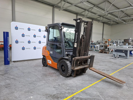 Zdjęcie przedmiotu: Вилочний навантажувач TOYOTA 02-8FGF25