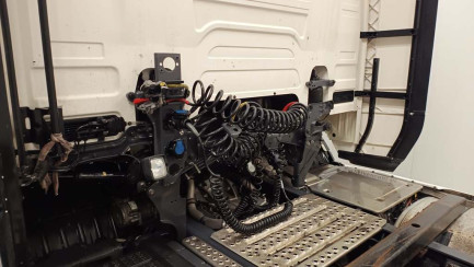 Zdjęcie przedmiotu: SCANIA R460 A 4x2 NA Highline Super E6 18.0t