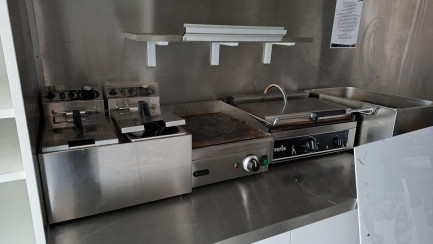 Zdjęcie przedmiotu: Przyczepa gastronomiczna AM AM KEBAB ZP352 TRAILERS