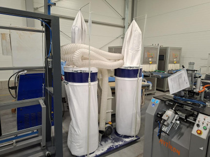 Zdjęcie przedmiotu: A set of equipment for the production of PVC windows