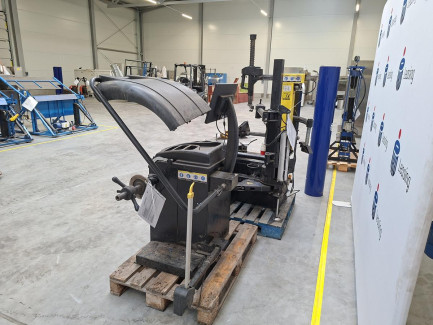 Zdjęcie przedmiotu: Обладнання для шиномонтажних майстерень CASTEX (WERTTEILE) - балансувальний та шиномонтажний верстат