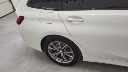 Zdjęcie przedmiotu: BMW 318i Sport Line aut