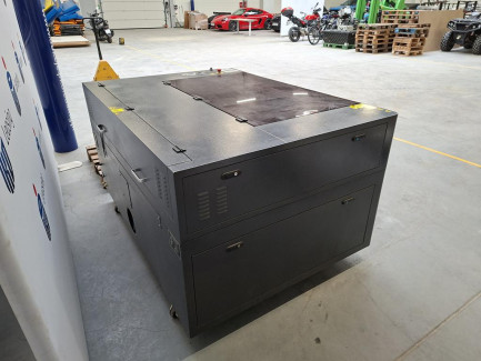 Zdjęcie przedmiotu: Лазерний плоттер SERON SL 1208