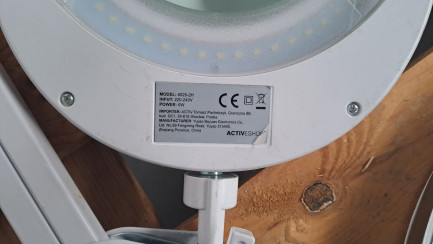 Zdjęcie przedmiotu: Настільна лампа Lupa Elegante 6025 60 LED SMD 5D, 10 шт.