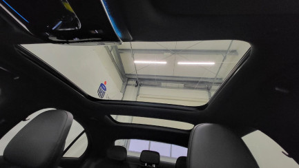 Zdjęcie przedmiotu: Mercedes-Benz E 220 d mHEV 4-Matic AMG 9G-Tronic