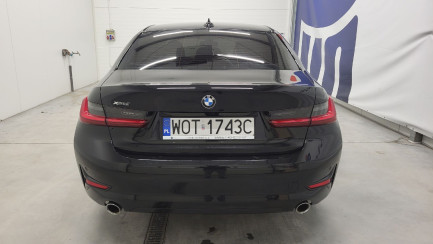 Zdjęcie przedmiotu: BMW 320i xDrive Sport Line aut