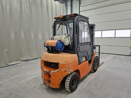 Zdjęcie przedmiotu: HANGCHA CPQD25N-RW22 forklift