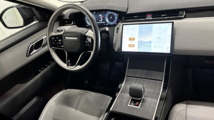 Zdjęcie przedmiotu: Land Rover Range Rover Velar 2.0 Si4 S