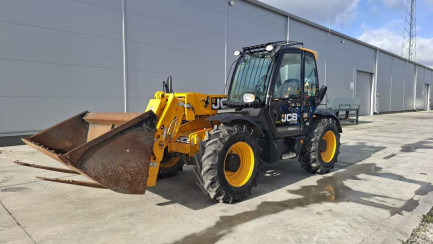 Телескопічний навантажувач JCB 531-70