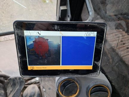 Zdjęcie przedmiotu: JCB 220X crawler excavator + GREENTEC UFKES FC 370 felling head for cutting trees and shrubs