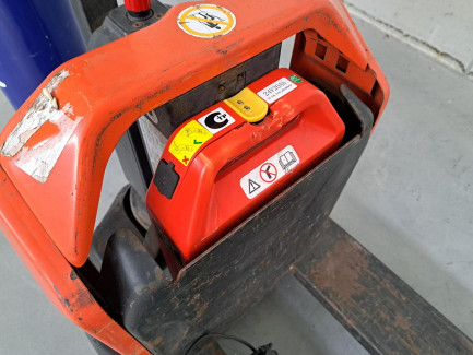 Zdjęcie przedmiotu: BT Tyro LHE130 Electric Pallet Truck