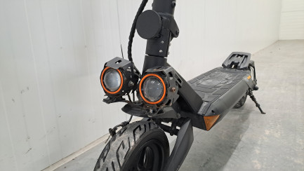 Zdjęcie przedmiotu: Електричний самокат RUPTOR R3 V3 75 км 800 Вт 2 амортизатори 10" Мідний