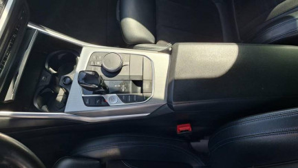 Zdjęcie przedmiotu: BMW 320D xDrive M Sport Steptronic