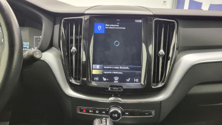 Zdjęcie przedmiotu: Volvo XC60 D4 SCR AWD Momentum aut