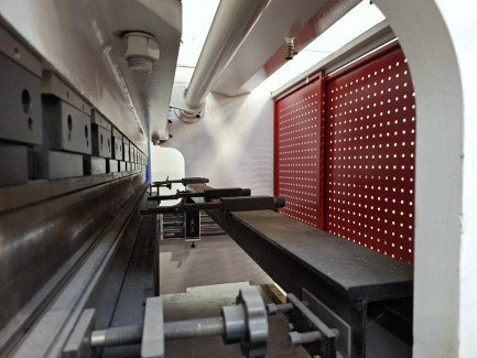 Zdjęcie przedmiotu: Гідравлічний листозгинальний прес ZENITH WC67Y 125x3200