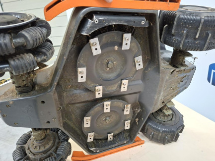 Zdjęcie przedmiotu: MAMMOTION LUBA 2 AWD 5000X mowing robot