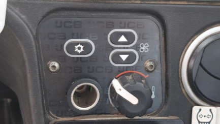 Zdjęcie przedmiotu: Ładowarka teleskopowa JCB 531-70 