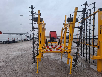 Zdjęcie przedmiotu: Kultywator obrotowy Claydon TerraStar