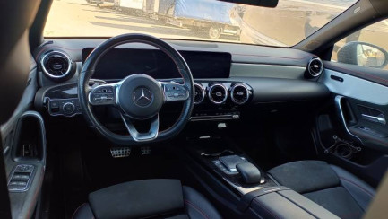 Zdjęcie przedmiotu: Mercedes-benz Cla 180 AMG