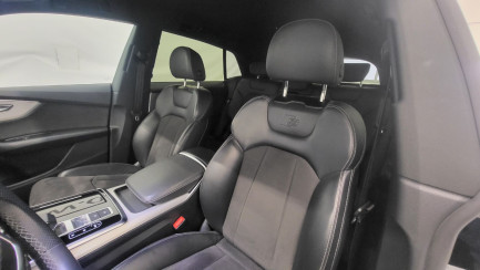 Zdjęcie przedmiotu: Audi Q8 50 TDI Quattro