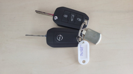 Zdjęcie przedmiotu: Opel Corsa 1.2 T mHEV GS eDCT