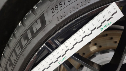 Zdjęcie przedmiotu: BMW M4 Competition M xDrive sport-aut