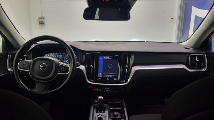 Zdjęcie przedmiotu: Volvo V60 B3 B Momentum Core aut