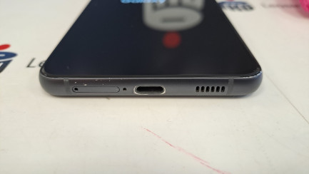 Zdjęcie przedmiotu: Смартфон/телефон SAMSUNG Galaxy S21 FE 6/128GB 5G 6.4" 120Hz Графіт SM-G990