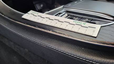 Zdjęcie przedmiotu: Mercedes-Benz E 220 d 4-Matic AMG/Avantgarde