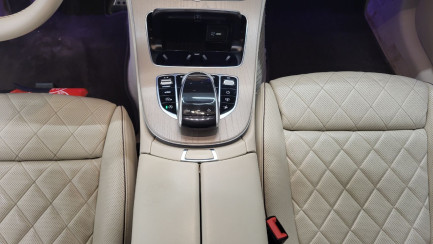 Zdjęcie przedmiotu: Mercedes-Benz E 450 Coupe 4-Matic 9G-TRONIC