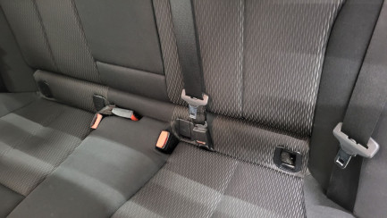 Zdjęcie przedmiotu: BMW 318i GPF Advantage aut