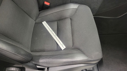 Zdjęcie przedmiotu: Volvo XC60 D4 SCR AWD Momentum aut