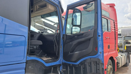 Zdjęcie przedmiotu: Iveco STRALIS S-Way LNG E6d 18.0t T/FP-LT LNG