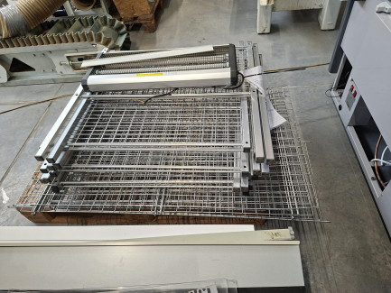 Zdjęcie przedmiotu: A set of catering equipment