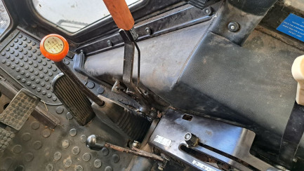 Zdjęcie przedmiotu: Сільськогосподарський трактор БІЛОРУС 820.4 версії М, БР, ТУЗ1