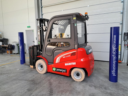 Zdjęcie przedmiotu: MANITOU ME 425C forklift