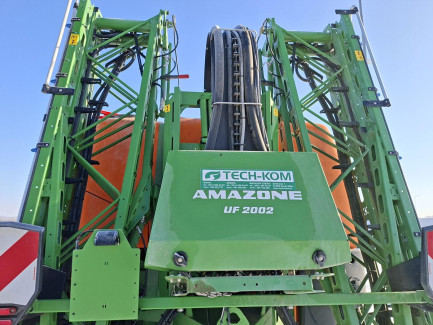 Zdjęcie przedmiotu: AMAZONE UF 2002 mounted sprayer + FT 1001 front tank