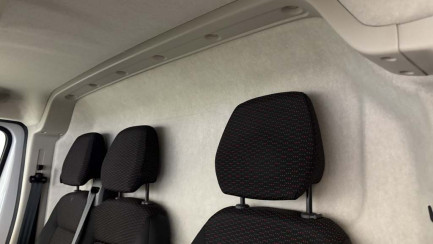 Zdjęcie przedmiotu: Opel Movano Heavy 2.2 Diesel L2H2 E6.4 3.5t 