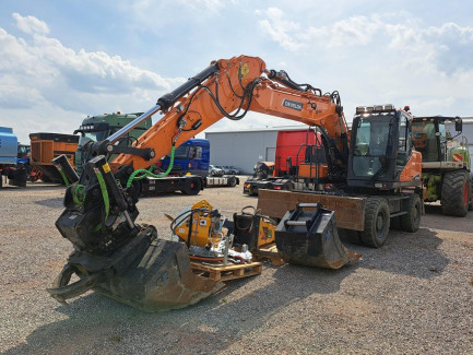 Колісний екскаватор DEVELON DX140W-7