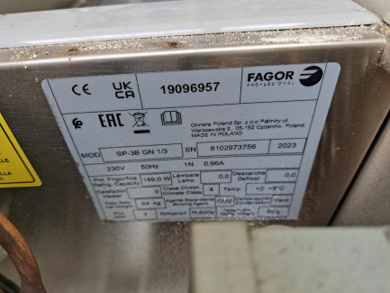 Zdjęcie przedmiotu: FAGOR CCP-3B Refrigerated Bakery and Confectionery Table + Refrigerated Top FAGOR SP-3B