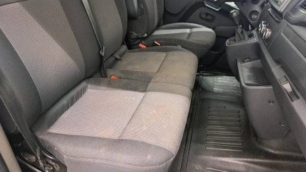 Zdjęcie przedmiotu: Renault Master FWD 2.3 dCi E6d 3.5t L3H2 Extra