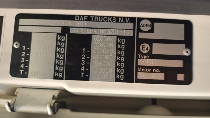 Zdjęcie przedmiotu: DAF XF FT Space Cab E6 18.0t